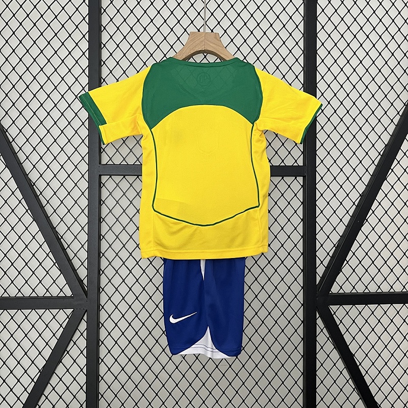 Brasile kids Brazil 2004 home size: 16-28 2
