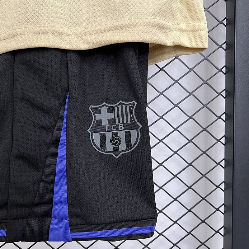 Barcelona 25/26 Kids Barcelona Away Size: 16-28 6
