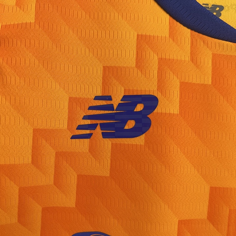 Porto 24/25 Kids Porto Away Size: 16-28 4