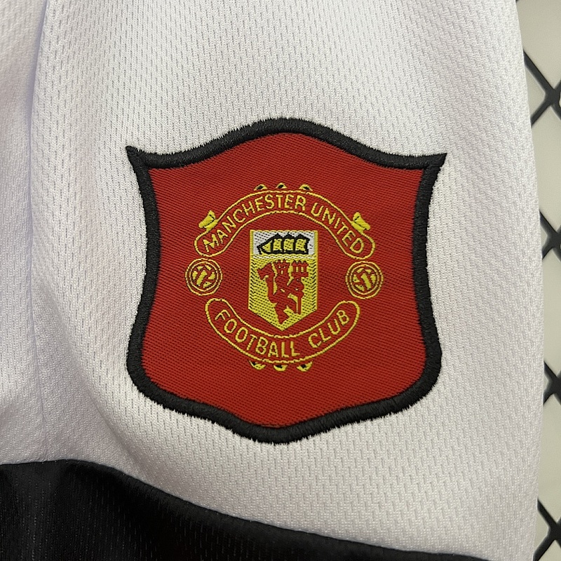 M-U size: kids M-U 94/96 home size: 16-28 8