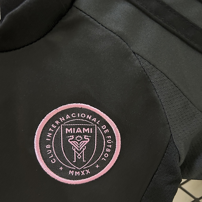 Inter Miami 25/26 Kids Miami away size: 16-28 5