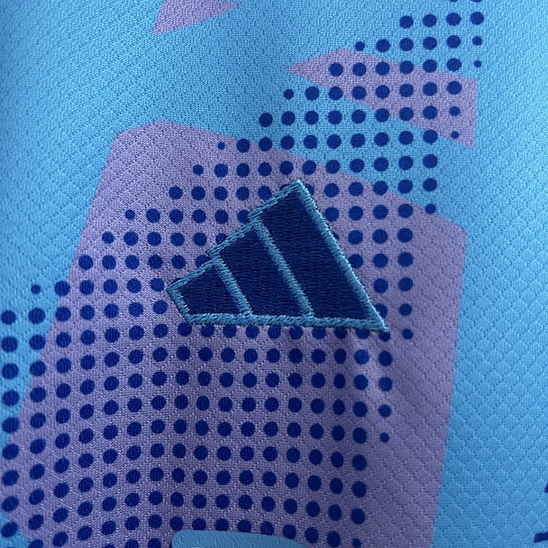 Real Madrid 24/25 Kids Goalkeeper Real Madrid Blue size: 16-28 4