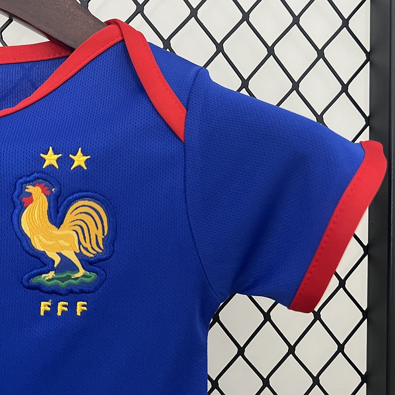 Francia Baby France Home Size: 9-12 5