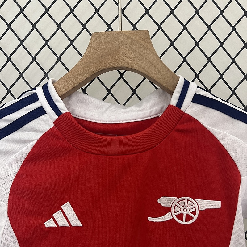 Arsenal 24/25 kids Arsenal home size: 16-28 3