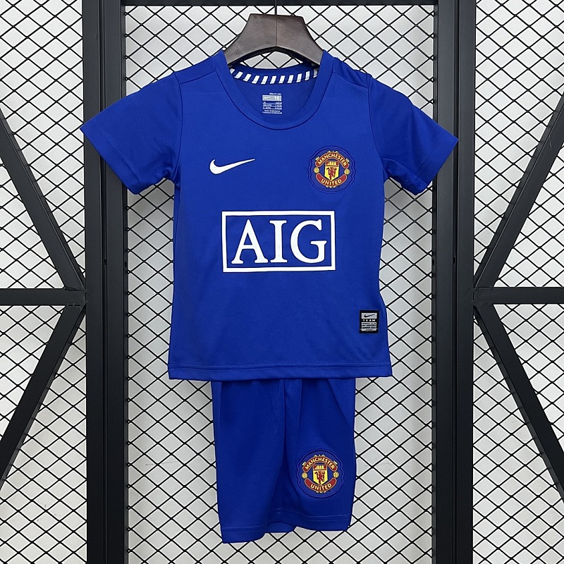 M-U size: kids M-U 08/09 away size: 16-28