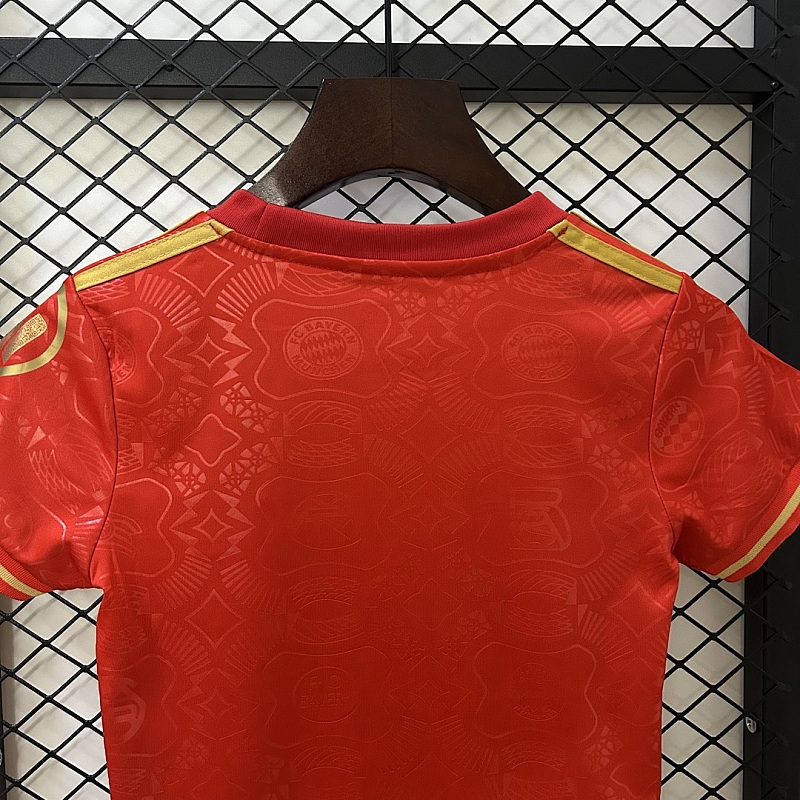 Bayern Munich 25/26 kids Bayern Munich 125th Anniversary Jersey 16-28 8