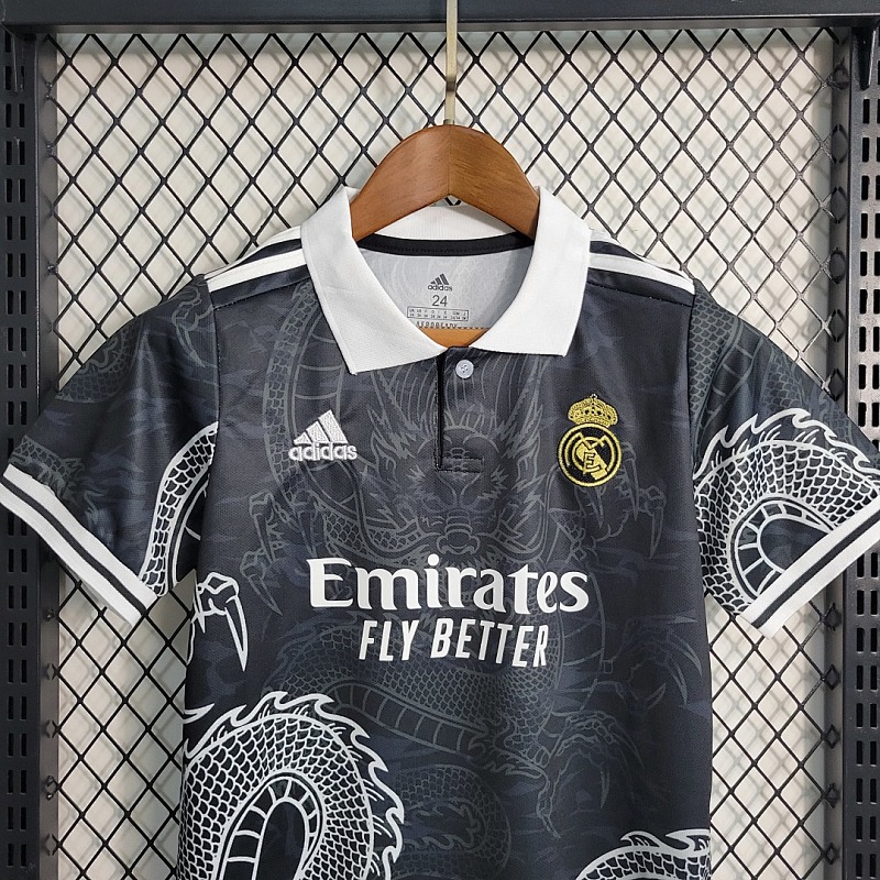 Real Madrid 23-24 Kids Real Madrid Special Edition Black Size 16-28 4