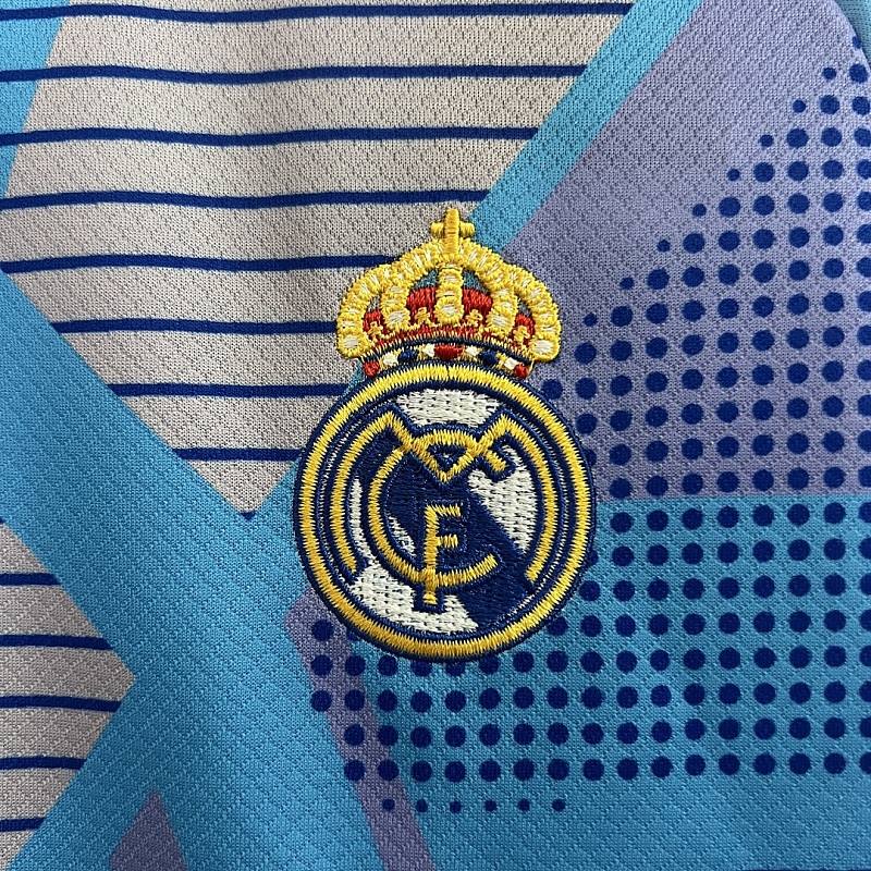 Real Madrid 24/25 Kids Goalkeeper Real Madrid Blue size: 16-28 5