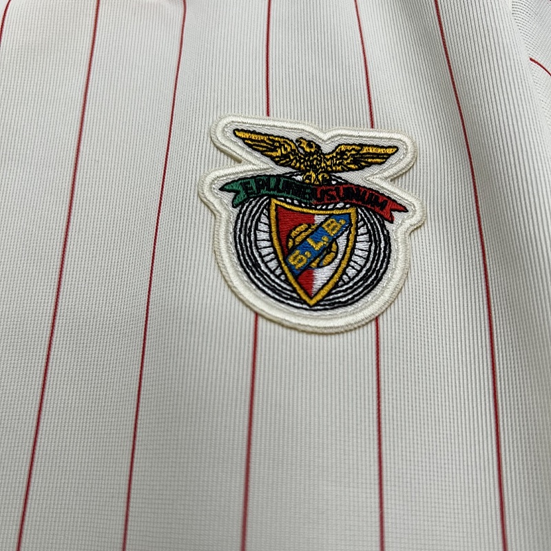Benfica 25/26 Benfica Retro Special Edition Size: 16-28 9