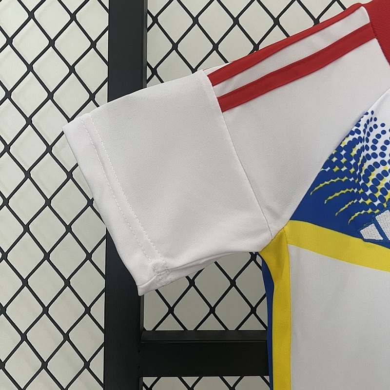 Venezuela size: kids Venezuela away size: 16-28 7