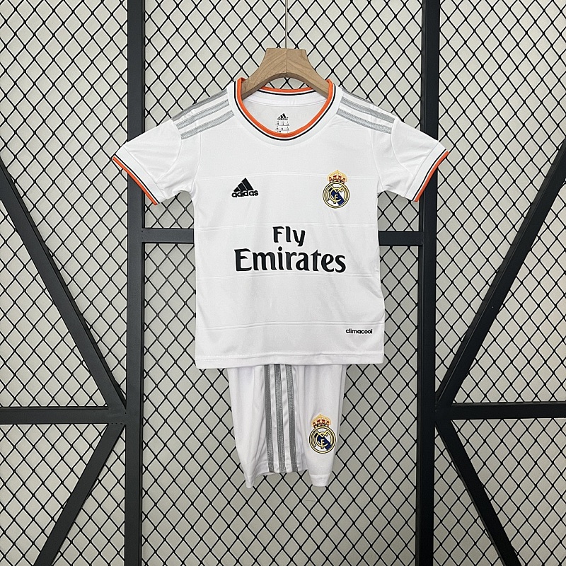 Real Madrid kids Real Madrid 13/14 home size: 16-28
