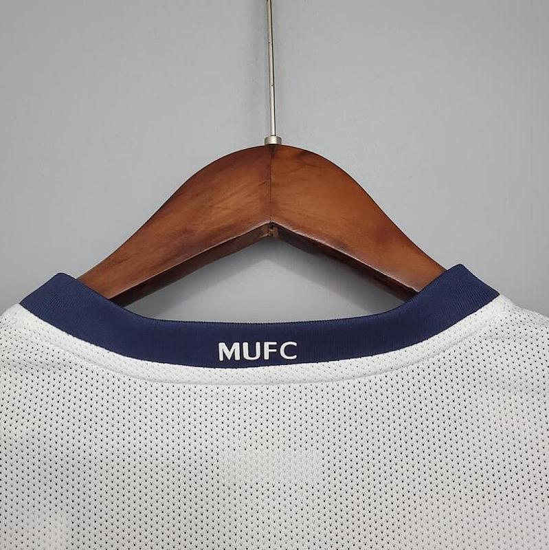 M. United Retro M. United 08/09 League Edition away White S-XXL 6