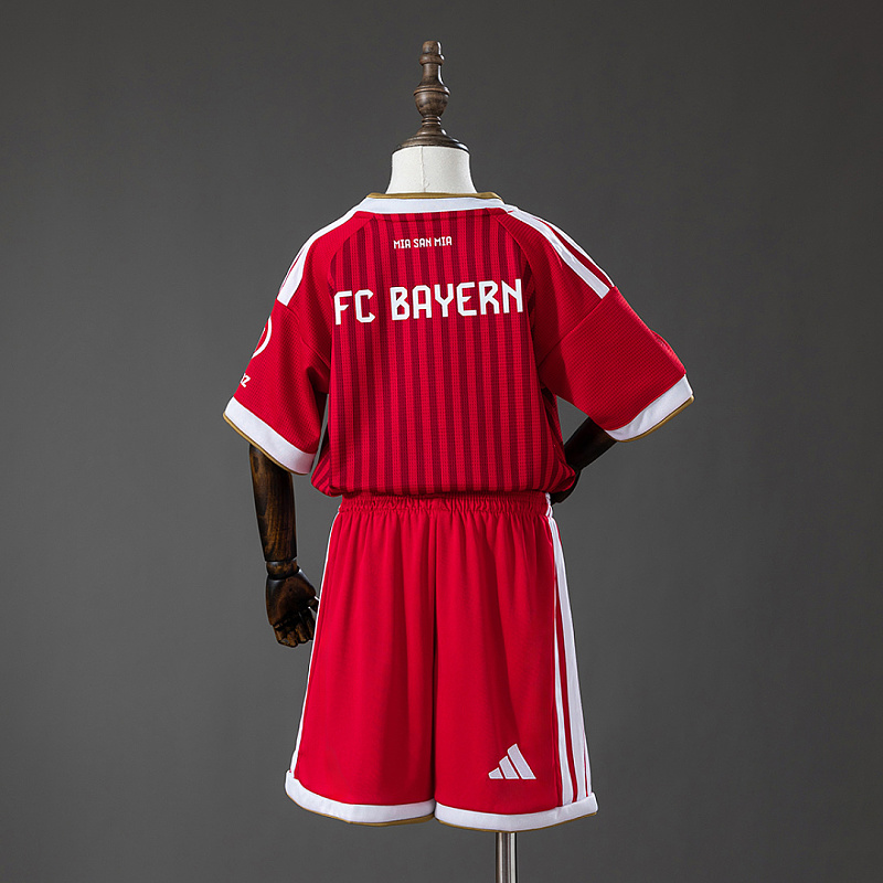 Bayern Munich Bayern Munich 26/27 Home Kids Kit Jersey Size 16-28 2