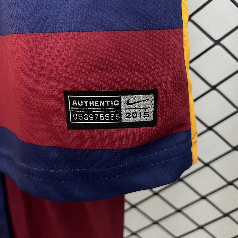 Barcelona kids Barcelona 15/16 home size: 16-28 9