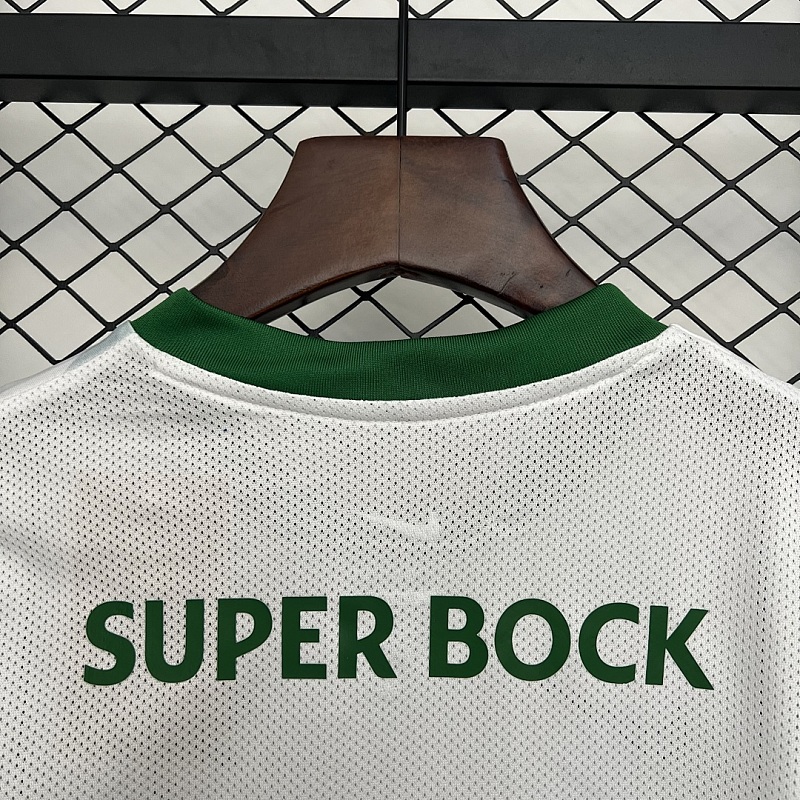 Sporting CP 25/26 Sporting Lisbon Away Size: 16-28 11