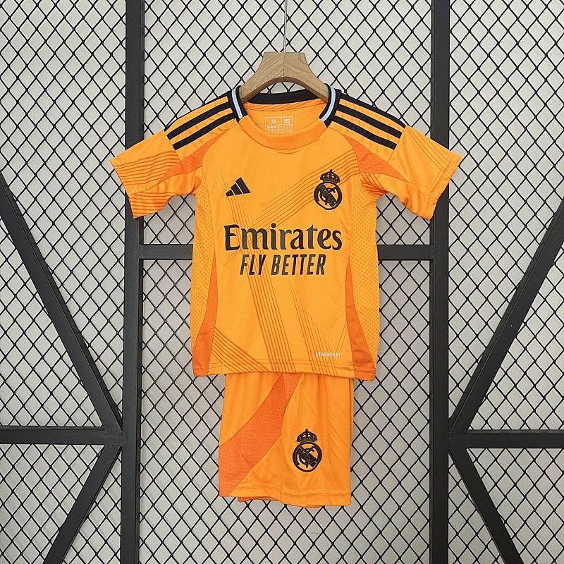 Real Madrid 24/25 Kids Real Madrid Away Size: 16-28