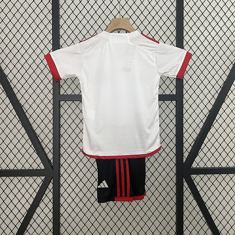 Flamengo 24/25 kids flamengo away size: 16-28 2