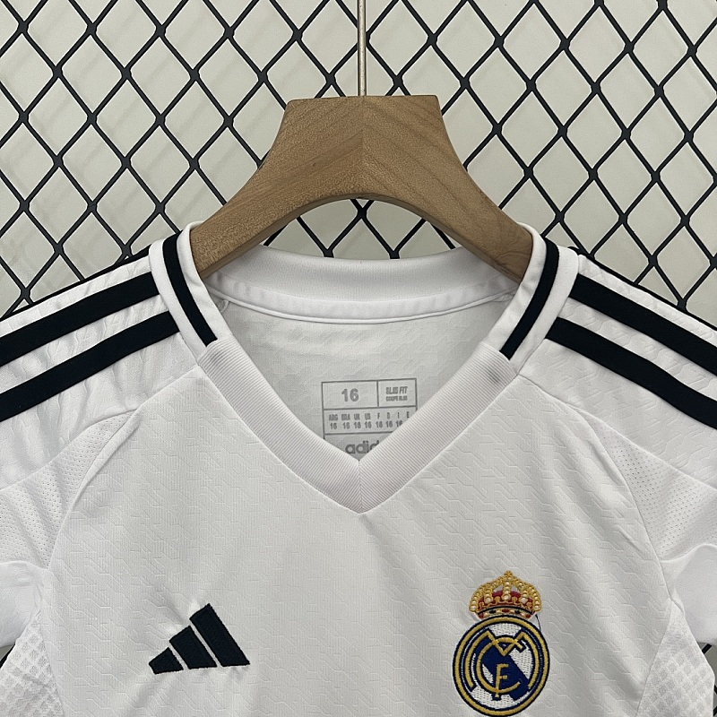 Real Madrid 24/25 kids Real Madrid home size: 16-28 4