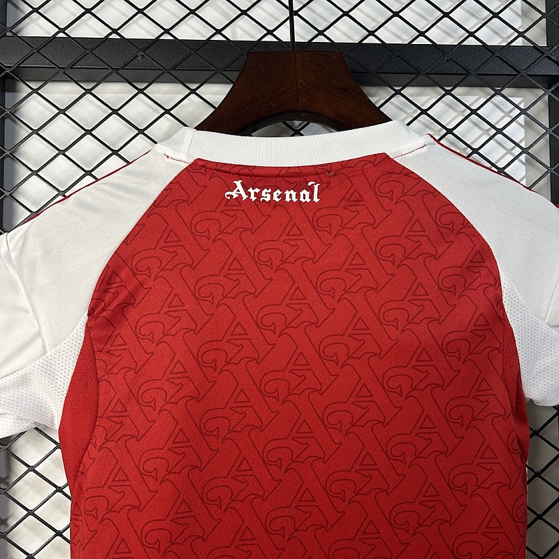 Arsenal 25/26 kids Arsenal home size: 16-28 8