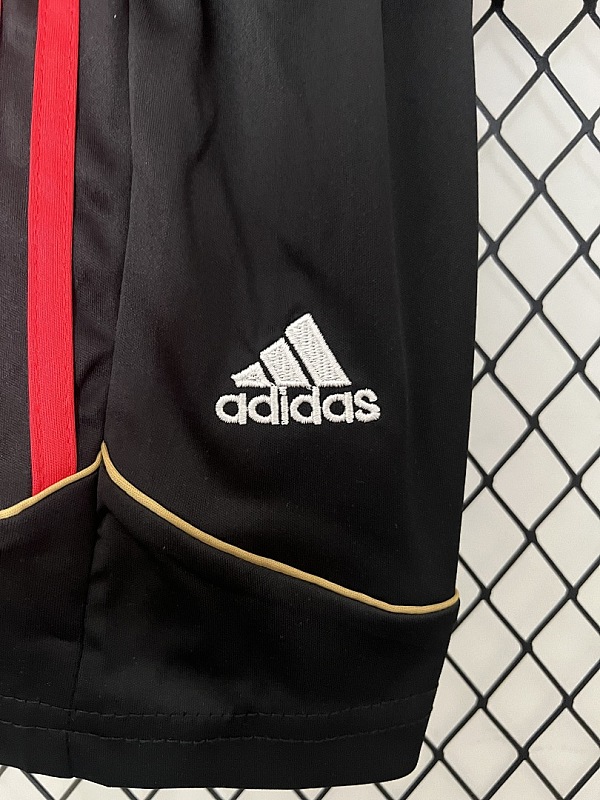 Milan kids AC Milan 06/07 home size: 16-28 8