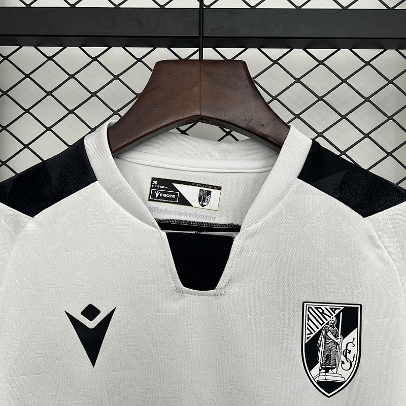 Guimarães Size: 25/26 Kids Guimarães Home Size: 16-28 2