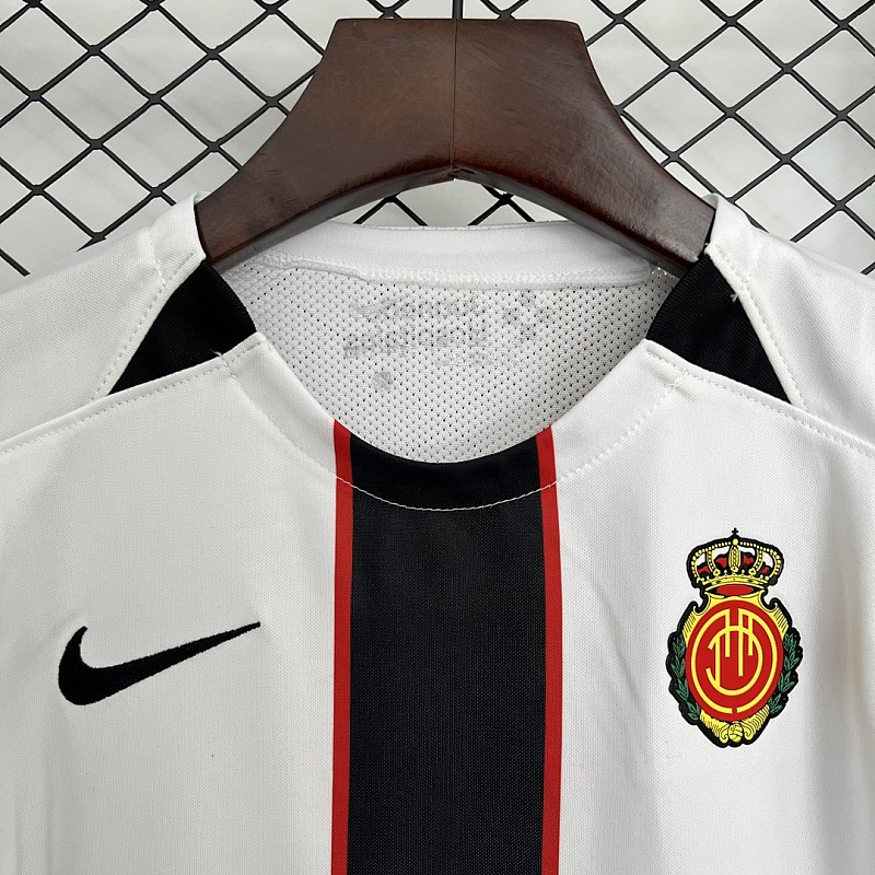 RCD Mallorca 25/26 Kids RCD Mallorca Away Size: 16-28 5