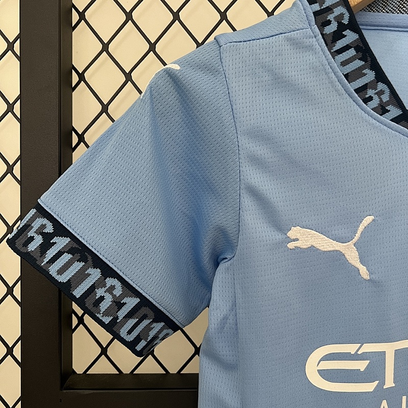 Manchester City 24/25 kids Manchester City home size: 16-28 6