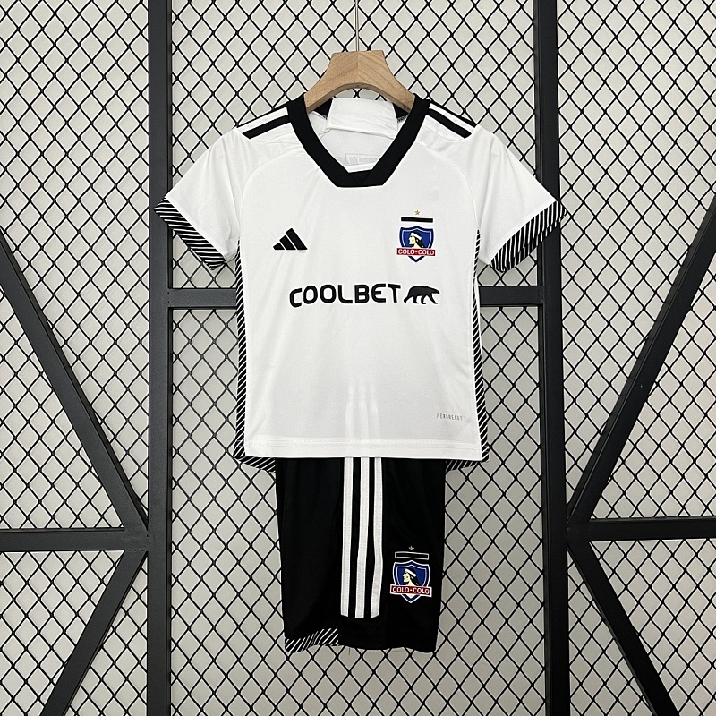 Colo Colo 24/25 kids Colo Colo home size: 16-28