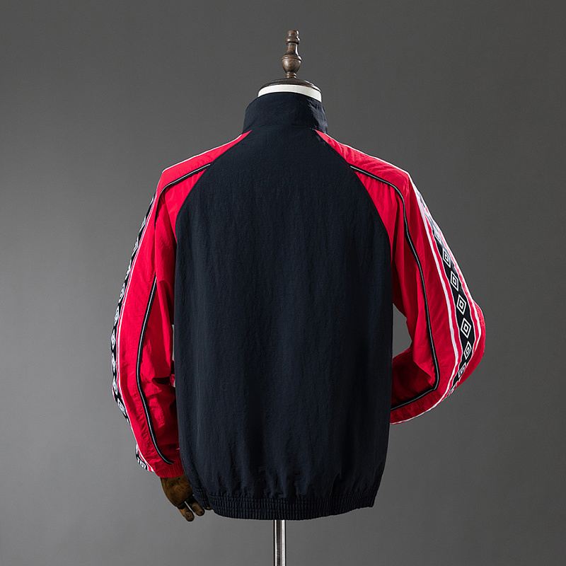 M-U Windbreaker 25/26 M-U Windbreaker S-XXL 2
