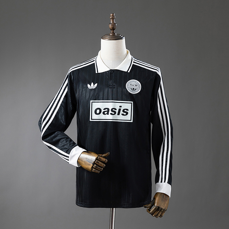 Oasis Tour Oasis Tour Jacquard Striped Long-Sleeve Sweatshirt - Black S-4XL