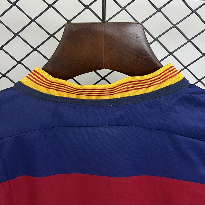 Barcelona kids Barcelona 15/16 home size: 16-28 8