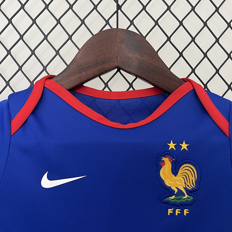 Francia Baby France Home Size: 9-12 3