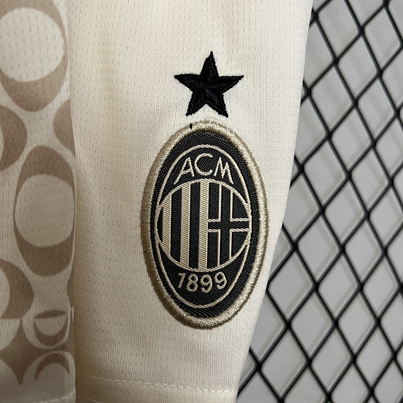 Milan 24/25 kids AC Milan special edition size: 16-28 8