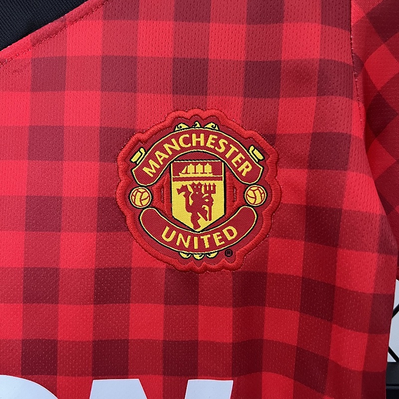 M-U size: kids M-U 12/13 home size: 16-28 5