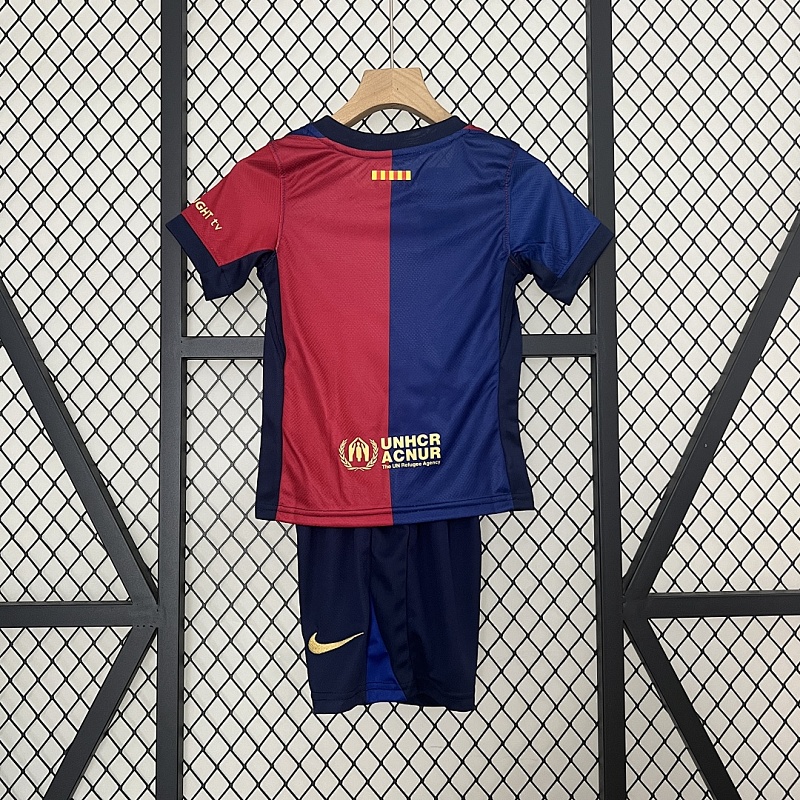 Barcelona 24/25 Kids Barcelona Home Size: 16-28 2