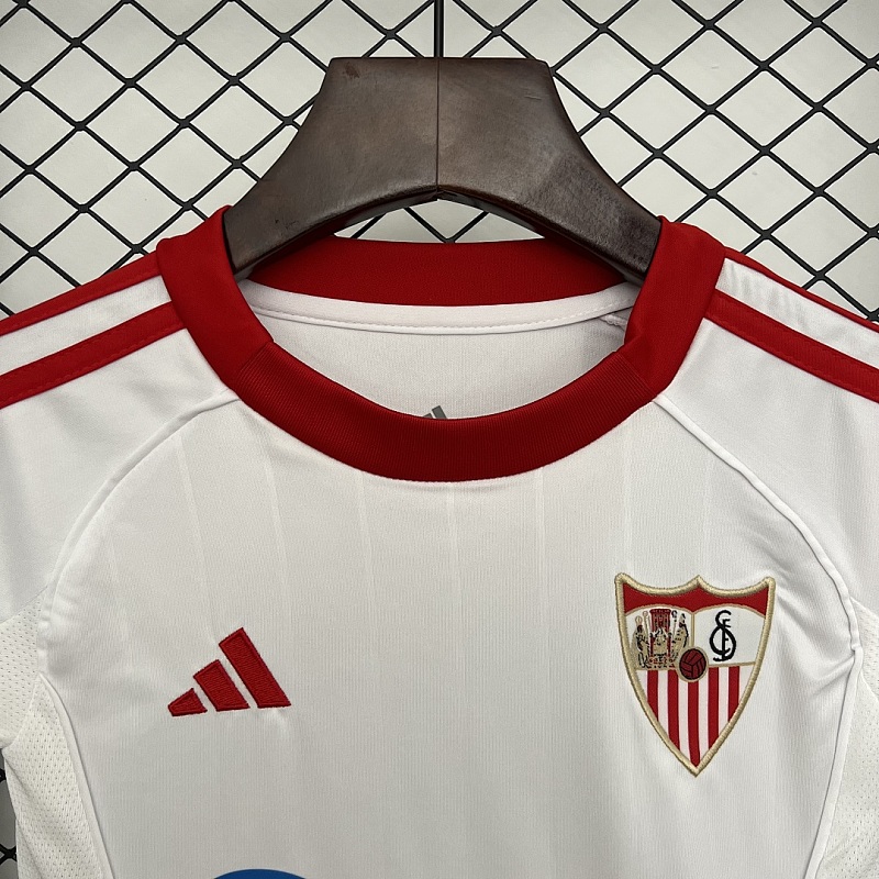 Sevilla 25/26 Kids Sevilla Home Size: 16-28 8
