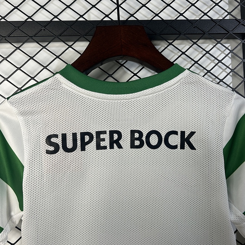 Sporting CP 25/26 Kids Sporting Lisbon Home Size: 16-28 3