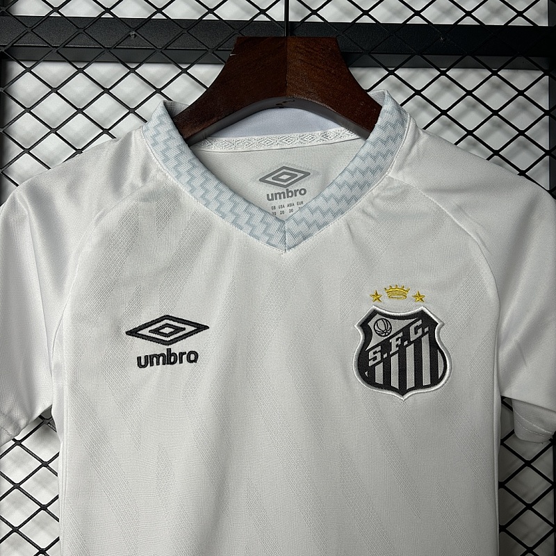 Santos 25/26 kids Santos home size: 16-28 4