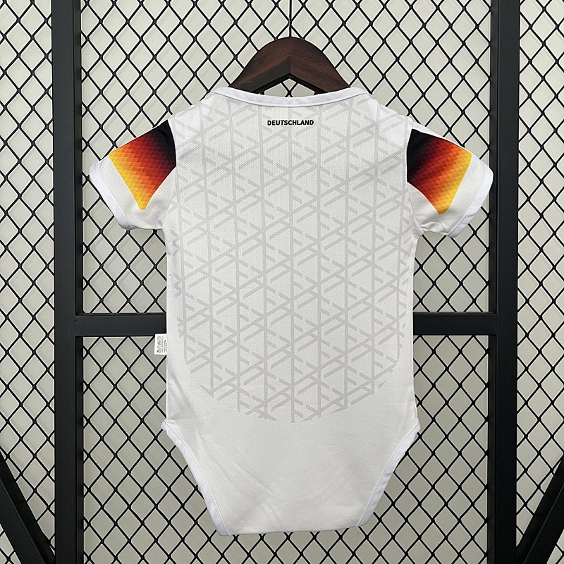 Germania Baby Germany Home Size: 9-12 2