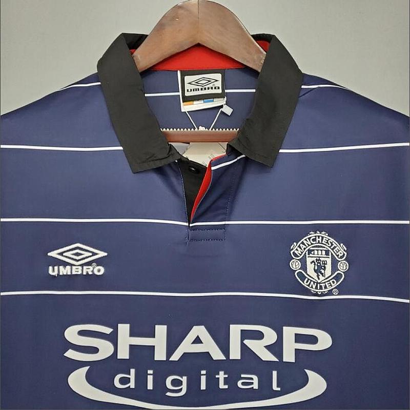 Manchester United Retro Manchester United 99/00 away S-XXL 2