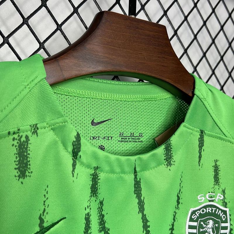 Sporting CP Sporting CP 2024/25 Thirds Away Kids Kit 4