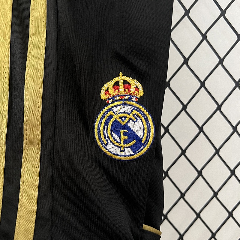 Real Madrid kids Real Madrid 11/12 away size: 16-28 10