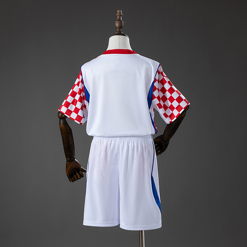 Croazia Croatia 2026 Home Kids Kit Jersey Size 16-28 2