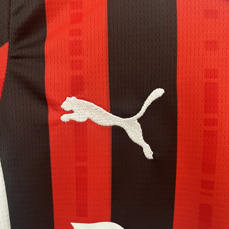 Milan 24/25 kids AC Milan home size: 16-28 4