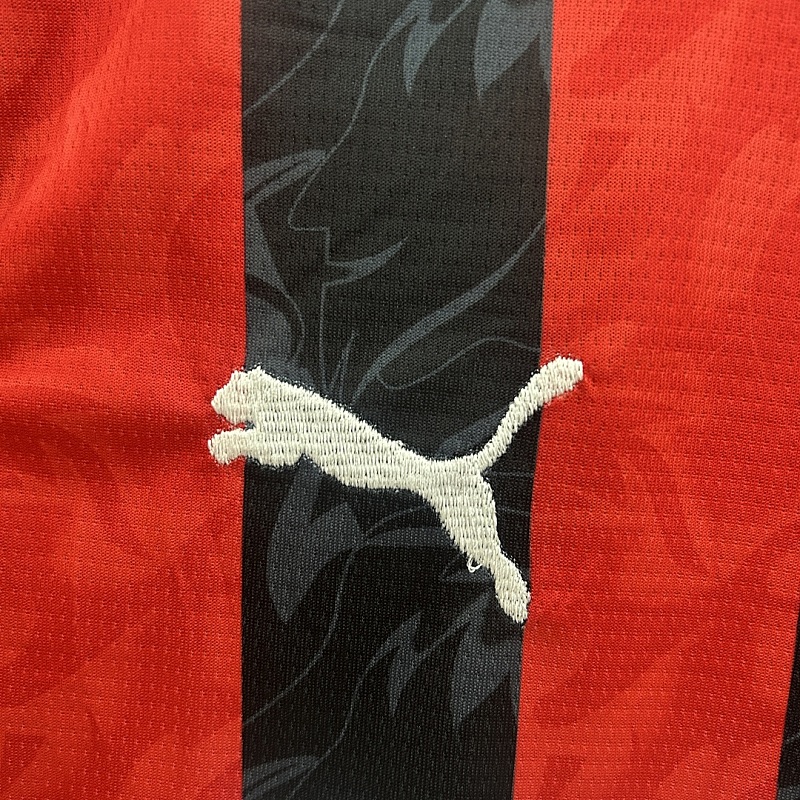Milan 25/26 kids AC Milan home size: 16-28 3