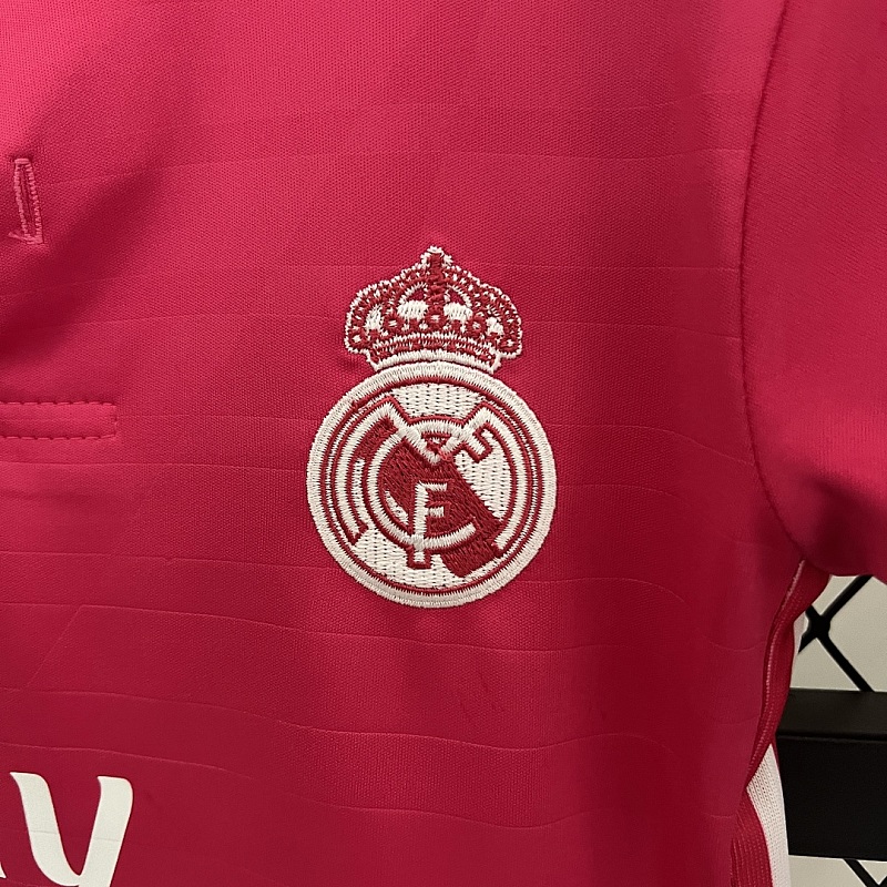 Real Madrid kids Real Madrid 14/15 away size: 16-28 5