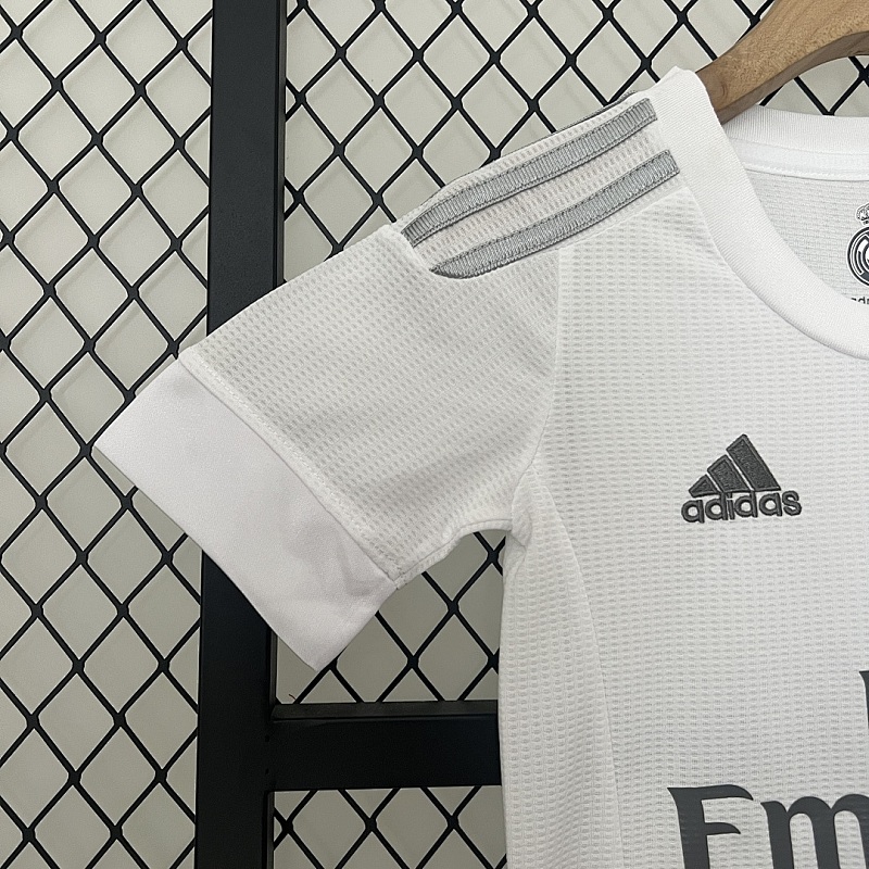 Real Madrid kids Real Madrid 15/16 home size: 16-28 6