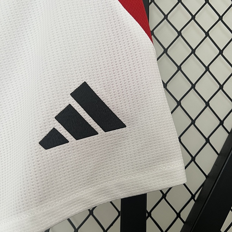 Shorts M-U 24/25 Player Shorts M-U Home S-XXL 4