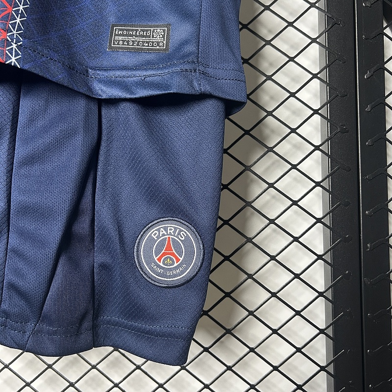 PSG 25/26 kids PSG home size: 16-28 5