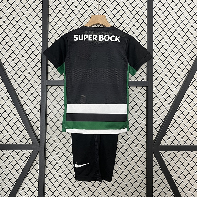 Sporting CP 24/25 Kids Sporting Lisbon Home Size: 16-28 2